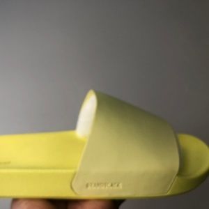 BrandBlack Slides